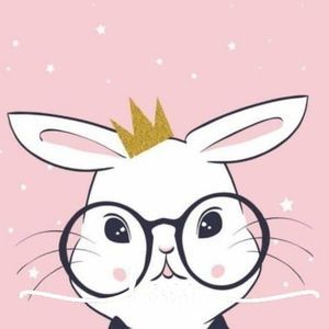 Meet your Posher, Ava